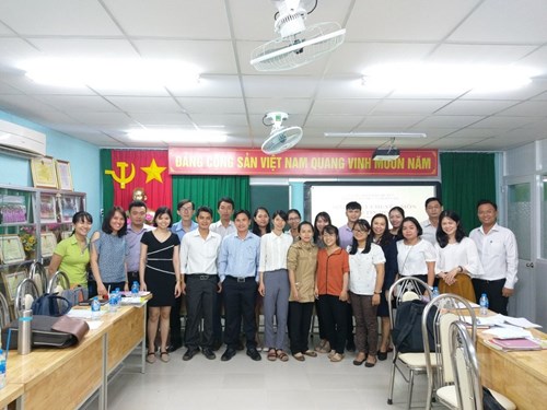 Sinh hoạt chuyên môn tổ Tin học bậc Tiểu học